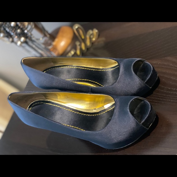 Nine West peep toe heels - Picture 3 of 5